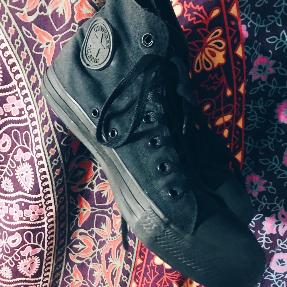 black high top converse